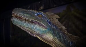 Die Jurassic Expo in Frankfurt zeigt über 70 lebensgroße Dinosauriermodelle mit Bildungsprogramm, Originalrequisiten und Mitmachstationen.