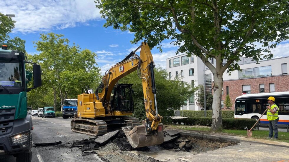 Wiederherstellung der Wasserleitung in Wiesbaden: Dringende Reparatur nach Rohrbruch
