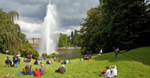 Was macht die Wasserspiele im Bergpark Wilhelmsh&ouml;he in Kassel zu einem einzigartigen Erlebnis