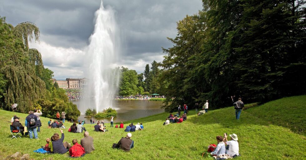 Was macht die Wasserspiele im Bergpark Wilhelmshöhe in Kassel zu einem einzigartigen Erlebnis