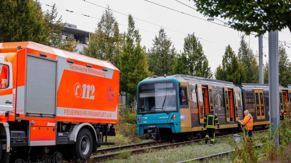 U-Bahn-Entgleisung in Frankfurt: Störung auf U8 und U9 legt Verkehr für Stunden lahm