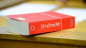 Bankmitarbeiter als Opfer von Betrugsmasche: 740.000 Euro Schaden durch falsche Geschäftsführer