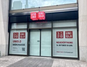 Wann eröffnet UNIQLO in Frankfurt? Der Kult-Store aus Tokio kommt am 16.10.2025 in die Biebergasse – Preise, Stil und Gründe, warum alle ihn lieben.