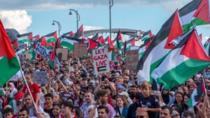 Frankfurt verbietet Gaza-Demo am 7. Oktober: Sicherheitsbedenken und politische Reaktionen