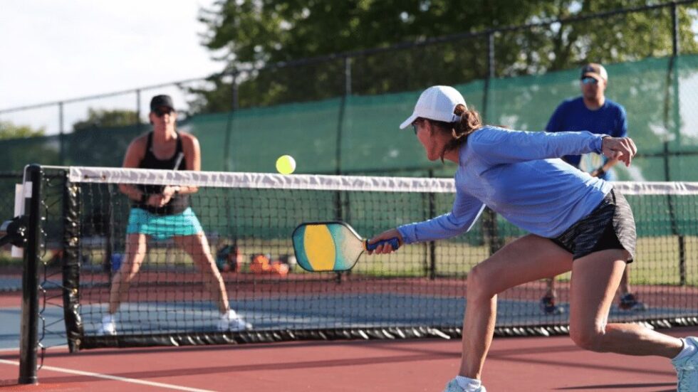 Wo kann man in Frankfurt Pickleball spielen und was macht den Trend so besonders