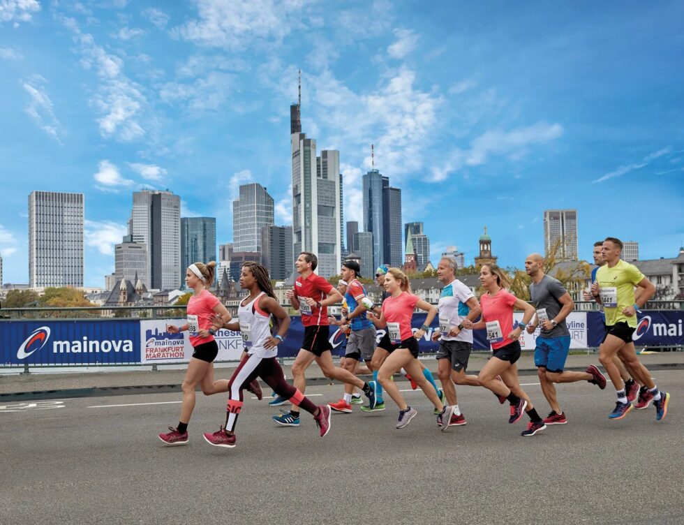 Mainova Frankfurt Marathon 2025: Strassensperrungen, Anfahrt und Parktipps für Besucher