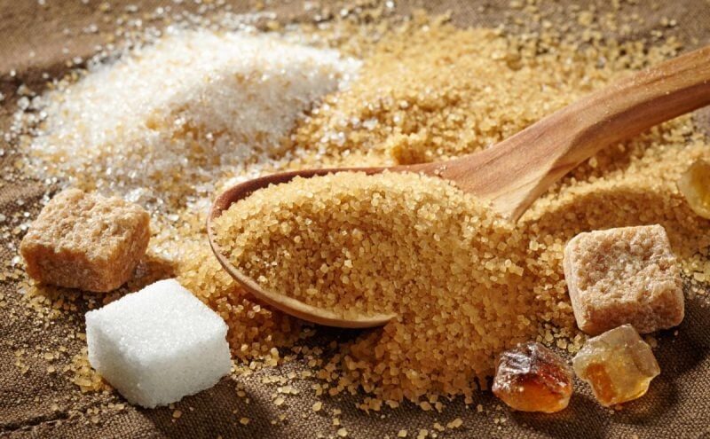 Welcher Zucker ist gesünder – braun oder weiss? Mythen, Fakten und Tipps für den Alltag