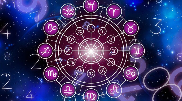 Liebeshoroskop 14.12.2025 für alle 12 Sternzeichen. Lesen Sie, was die Konstellationen von Mond, Venus und Merkur retrograd für Ihre Liebe und Partnerschaft bedeuten.